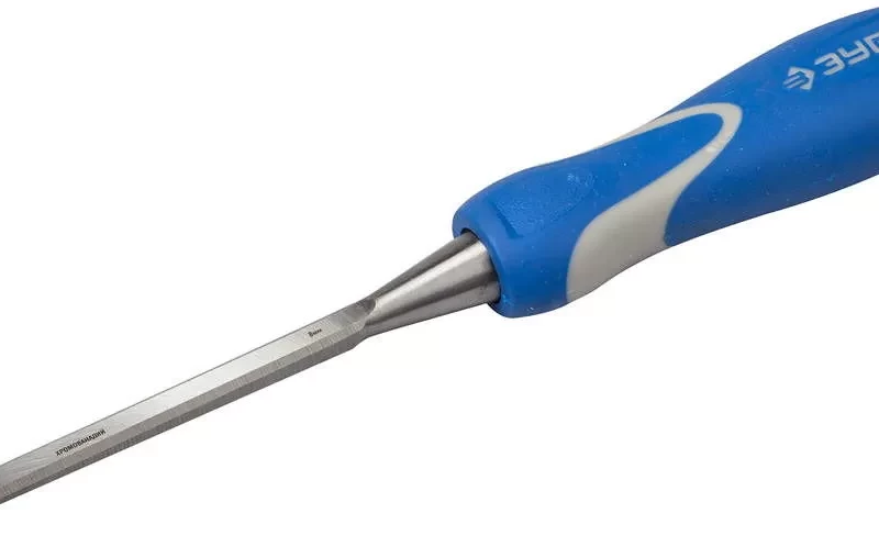 Стамеска с ударопрочной двухкомпонентной ручкой и стальным затыльником для ударных работ,