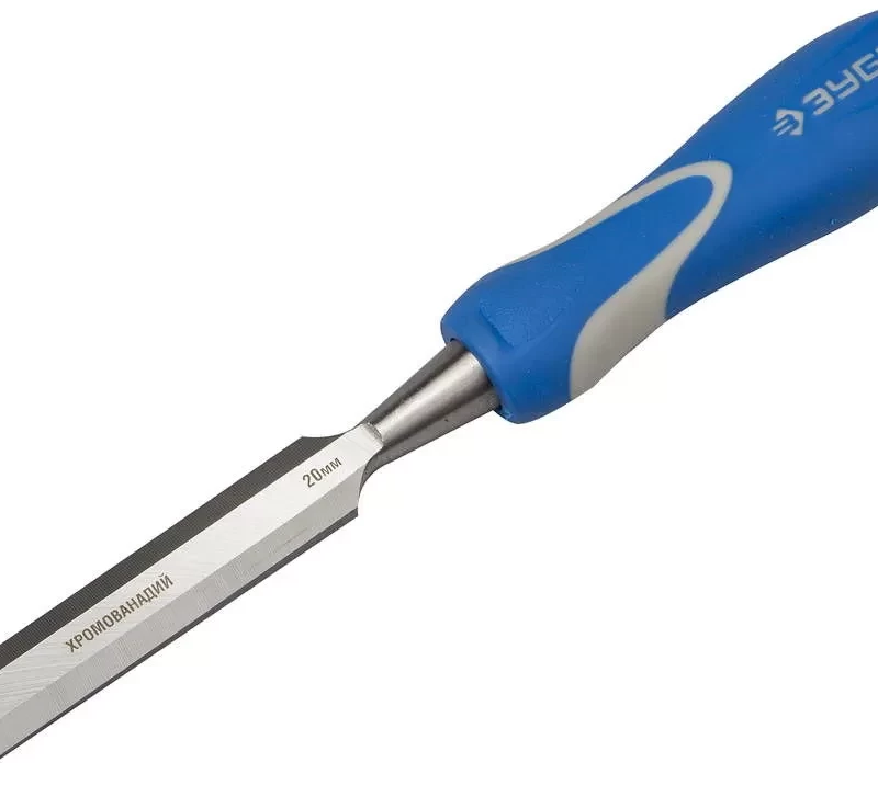 Стамеска с ударопрочной двухкомпонентной ручкой и стальным затыльником для ударных работ,